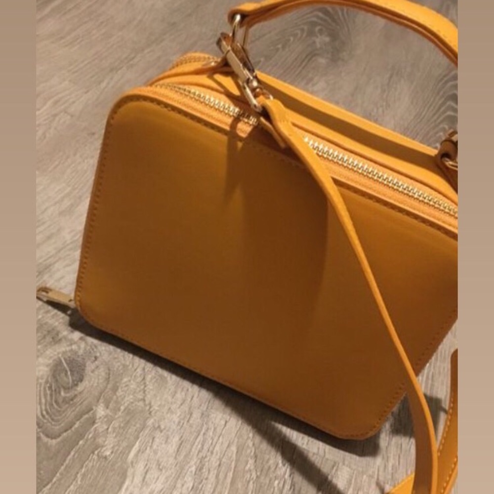 Forever21 cross body purse - Picture 1 of 4